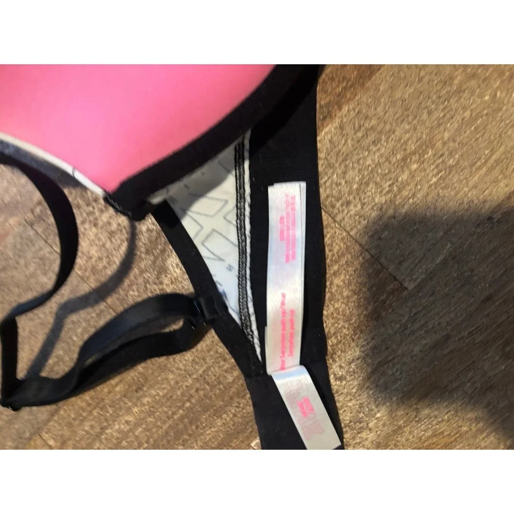 Victoria's Secret Pink Wear Everywhere Push-up Bra Size 32DD